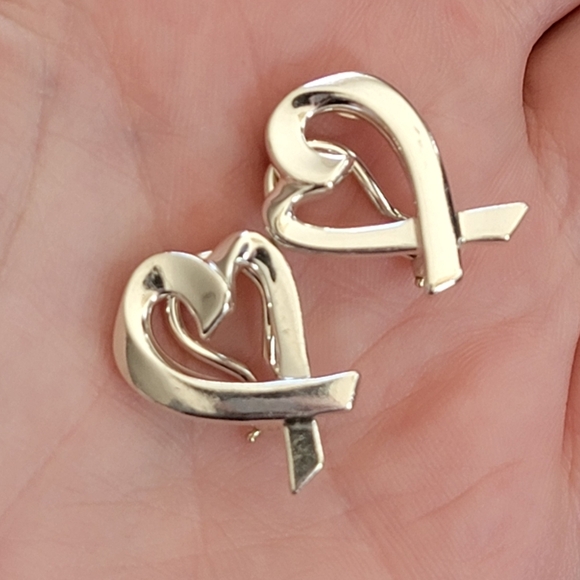 Tiffany & Co. Loving Heart Clip On Earrings Paloma Picasso - Picture 4 of 16